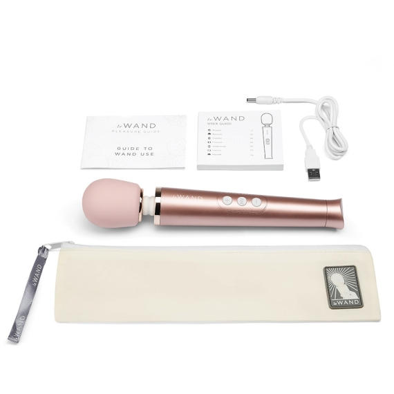 Le Wand Petite Rechargeable Massager • Rose Gold